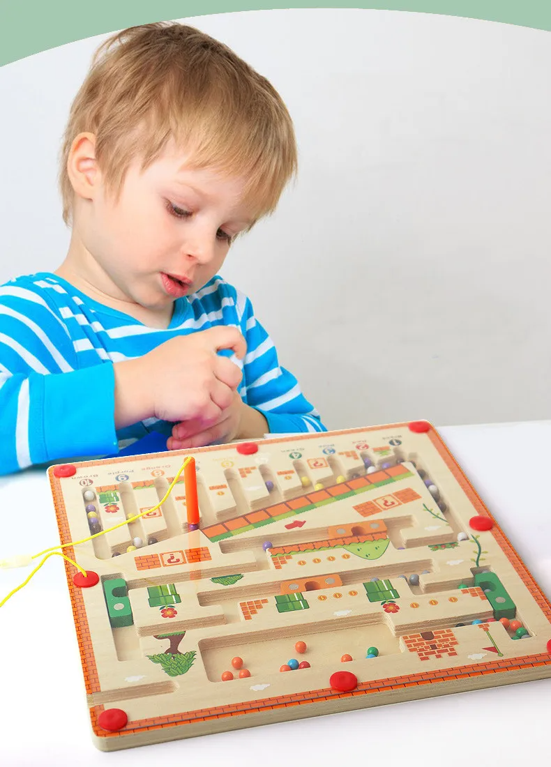 Wooden Magnetic Maze Puzzles Game for Children