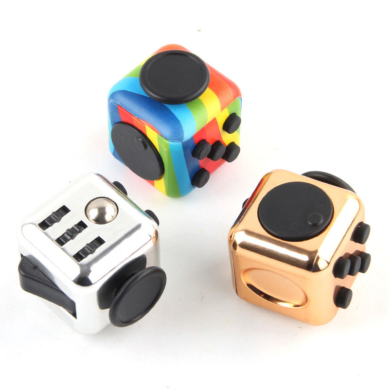 New Exotic Toys Fidget Cube Vent Decompress the Dice Local Tyrant Gold Press 6-Sided Finger Cube Source Factory