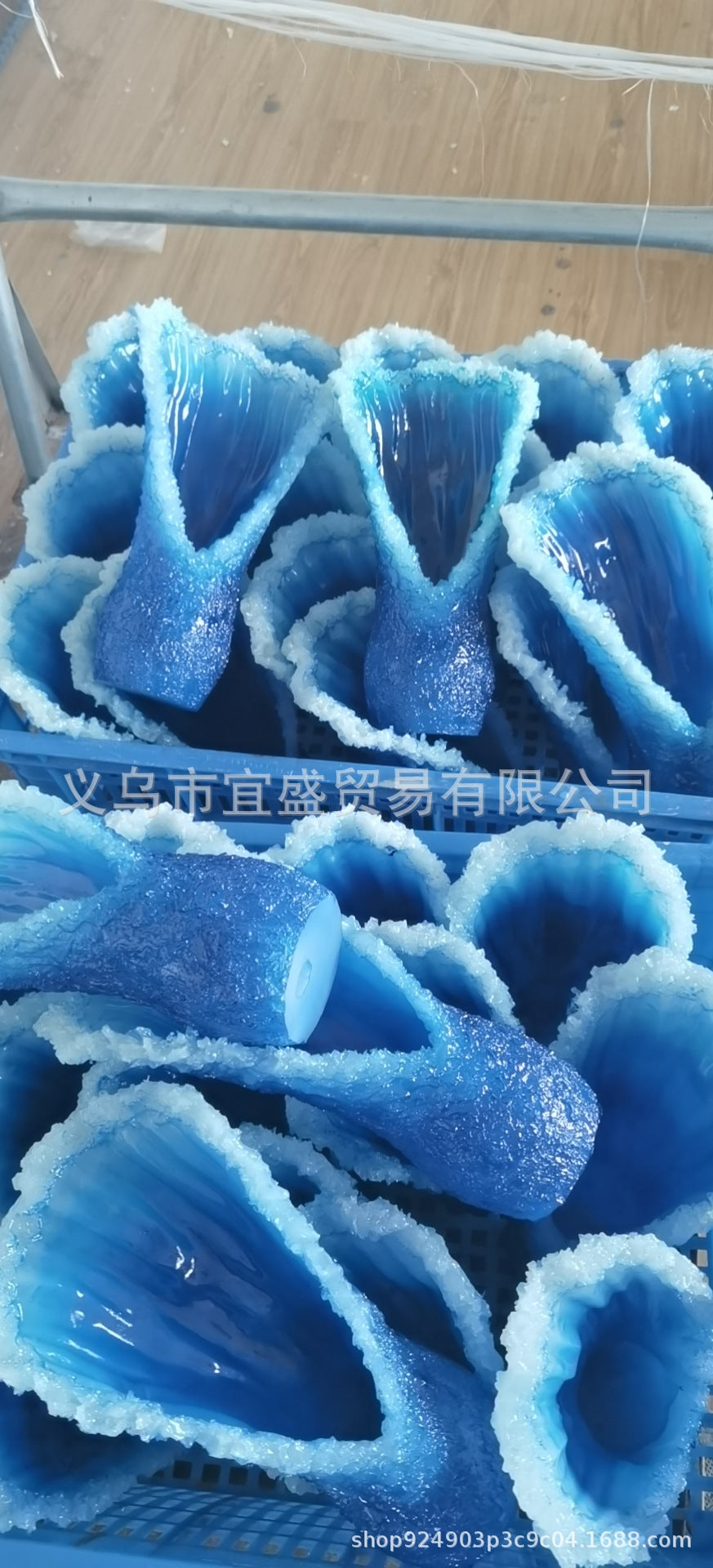 Cross-Border New Wave Vase Resin Wave Ocean Blue Vase Decoration Home Decoration Design